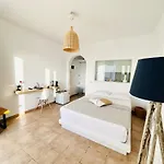 Akrolithos Apartament