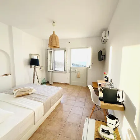 Akrolithos Apartment