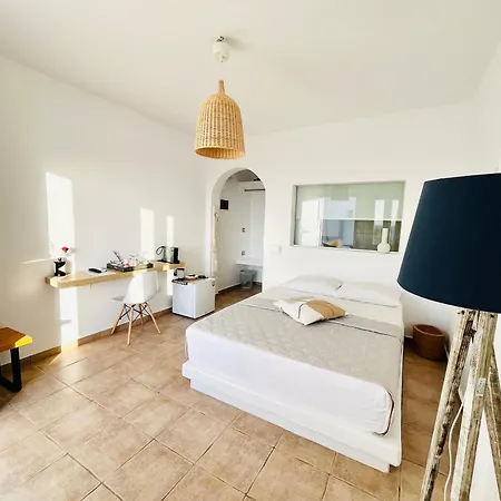 Akrolithos Apartment