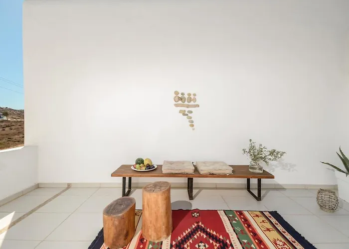 Akrolithos Apartament *