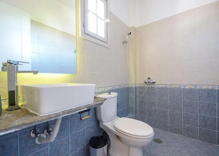 아파트 Akrolithos *